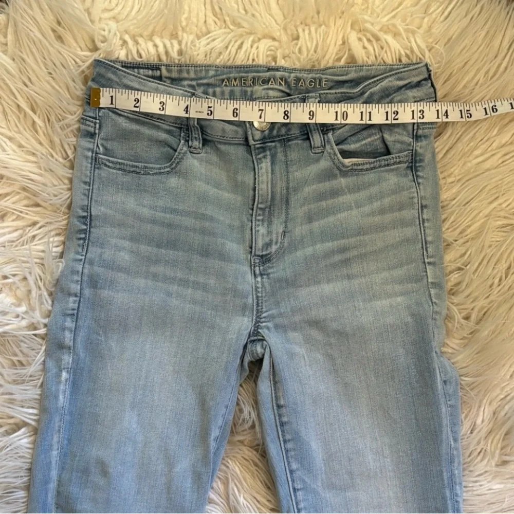 American Eagle Hi-Rise Jegging Jeans Light Wash Size 8